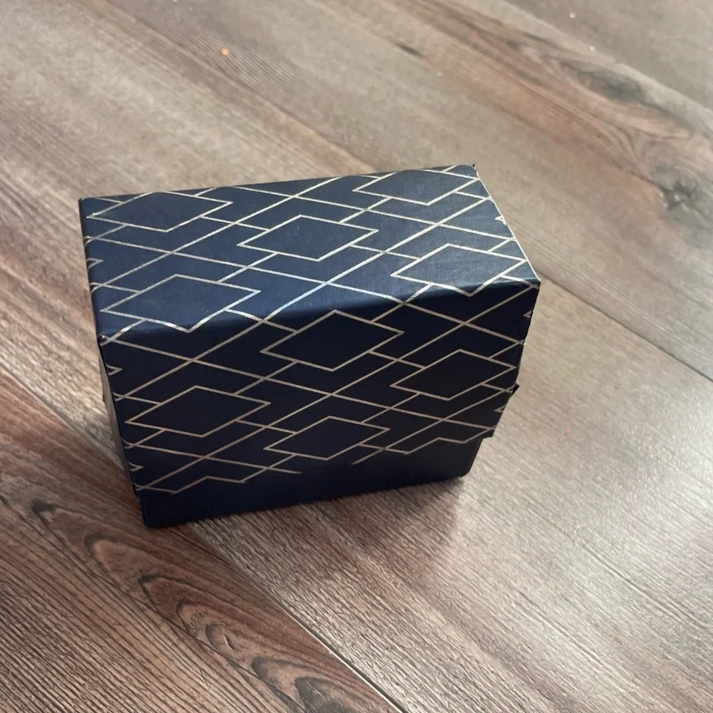 Initial A bracelet - Picture 7 of 9